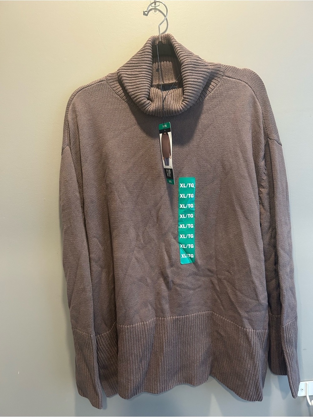 GAP Turtleneck